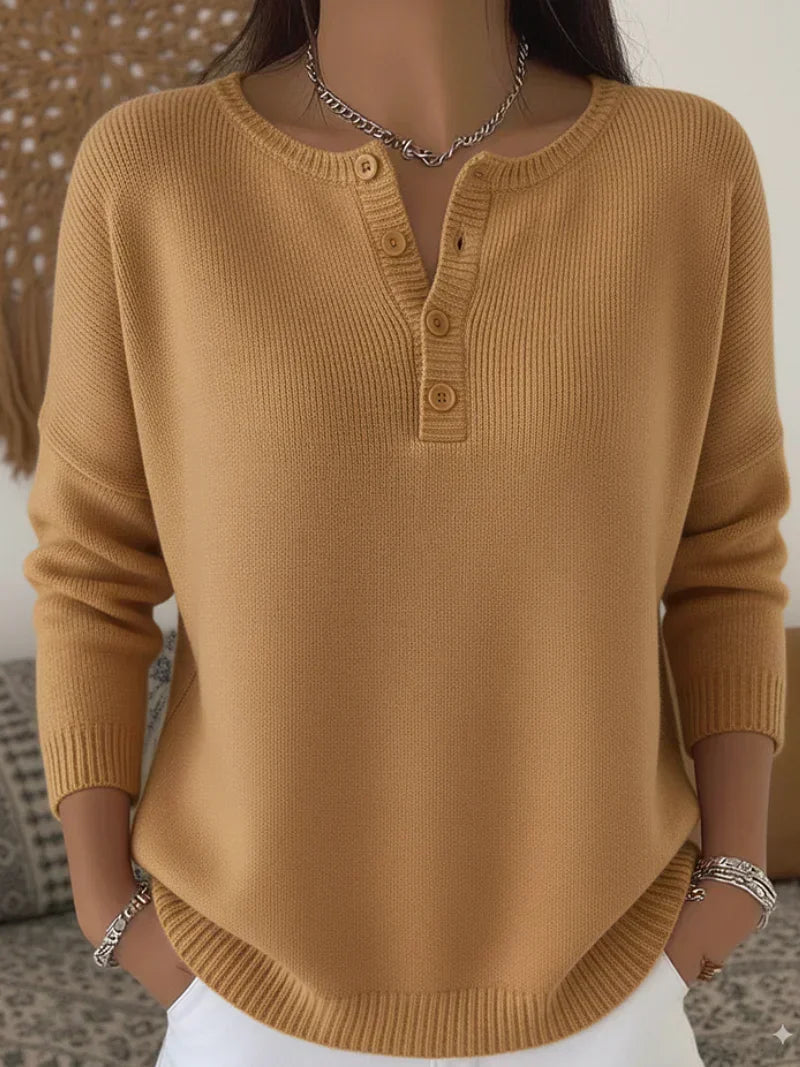 Helena - Knitted Buttoned Henley