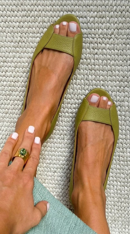 Adelina | Golden Sandals Comfort Chic