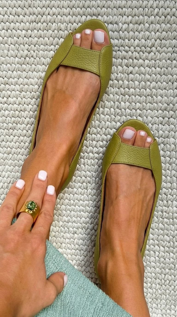 Adelina | Golden Sandals Comfort Chic