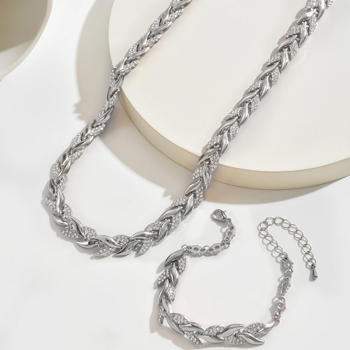 Mahaut – Timeless Allure